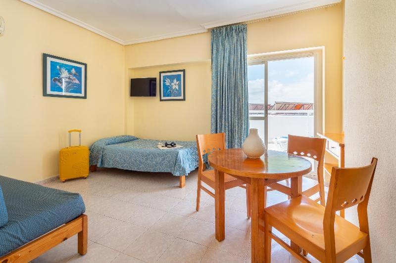 Hotel Apartamentos Vibra Lux Mar Ибица Номер фото